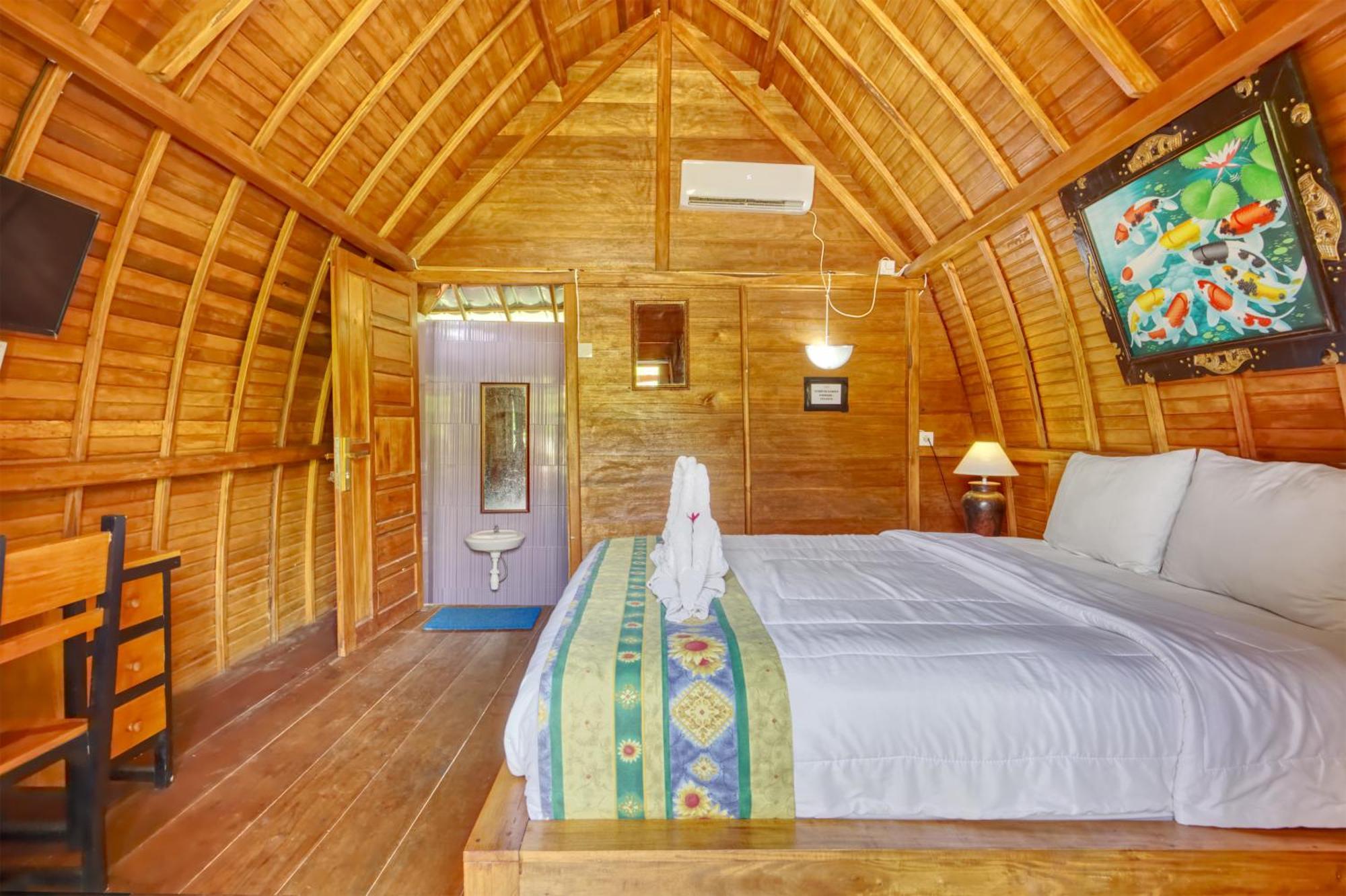 Dnr Lumbung Garden Hotel Toyapakeh Quarto foto